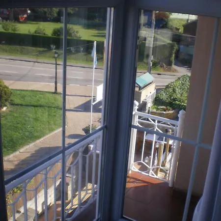 Turismo S.l. Bañugues